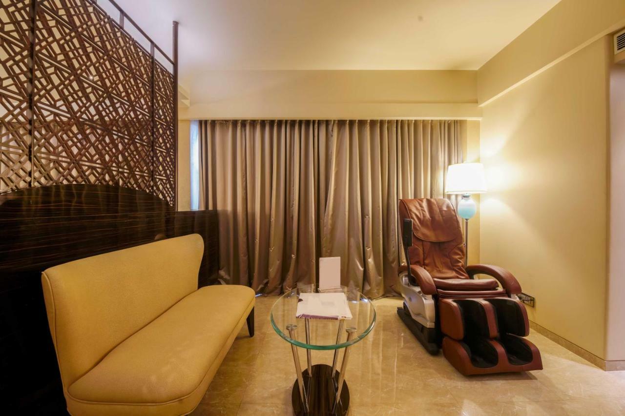 Sai Palace Grand, Malad Mumbai  Buitenkant foto